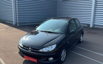 Peugeot 206 1 6i 75 ch jbl
